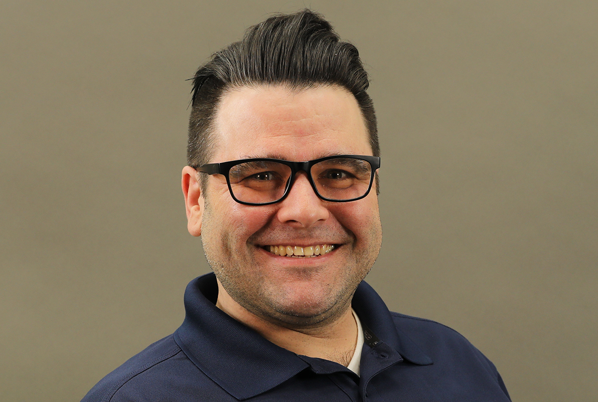 Andy Chatfield headshot